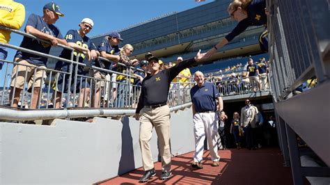 Jim Harbaugh family tree: Michigan coach's dad Jack, son Jay helping ...