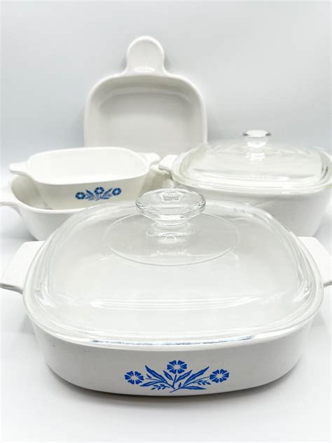 CORNING WARE ~ Blue Cornflower ~ Five (5) Piece Set | EstateSales.org