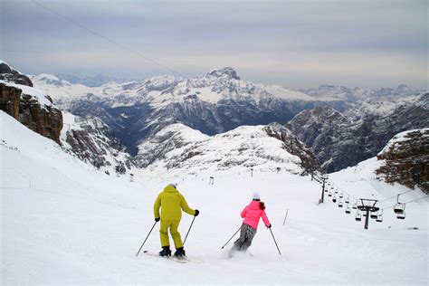 Cortina Italy Skiing | TheLuxuryVacationGuide