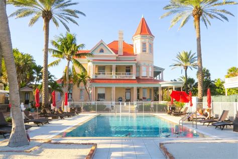 8 best hotels near Duval Street in Key West (with distances)