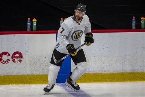 Alex Pietrangelo embraces challenge with Golden Knights | Las Vegas Review-Journal