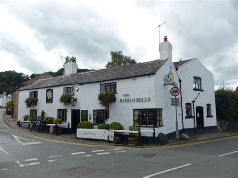 RING O BELLS INN, Frodsham - 1253190 | Historic England