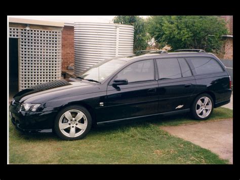 2004 Holden COMMODORE SS - Paulygbme - Shannons Club