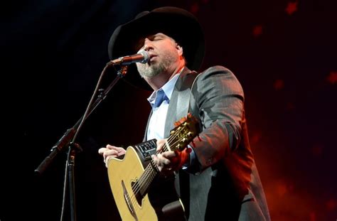 Garth Brooks 'Live From Las Vegas' Tops TV Ratings