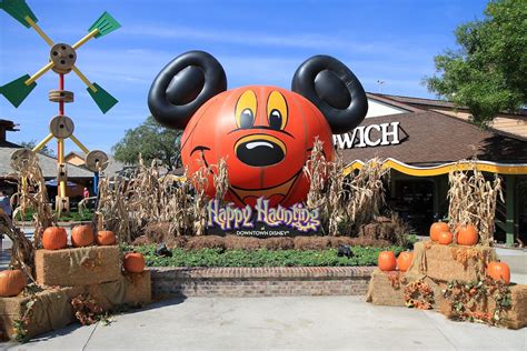 Downtown Disney halloween decorations - Photo 1 of 10