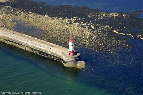 Berwick-Upon-Tweed Breakwater Lighthouse, Berwick, England, United Kingdom