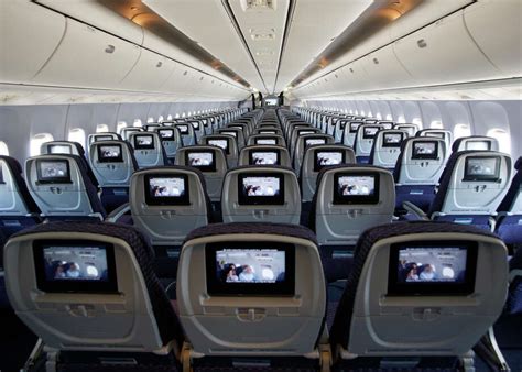 Thinner seats, same legroom at United - Houston Chronicle