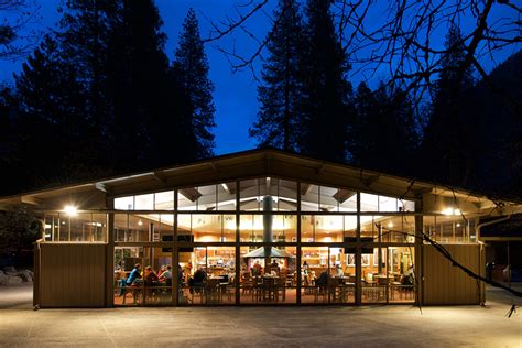 Yosemite Valley Lodge Dining | Yosemite National Park CA | TravelYosemite.com