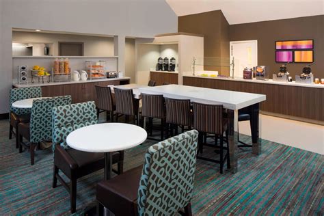 Airport Hotels with Kitchens Nashville, TN | Residence Inn Nashville ...