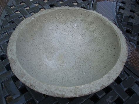 Easy to Make Concrete Bowls and Planters... | Concrete bird bath, Diy ...