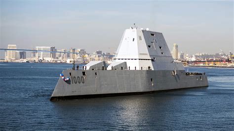 A Big Storm Might Knock Over This Expensive U.S. Navy Stealth Destroyer ...