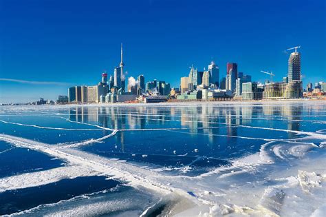 Toronto temperatures to swing 20 degrees by Monday