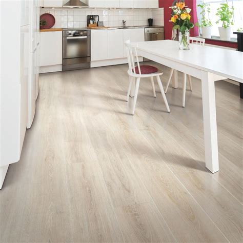 Mohawk RevWood Select Rare Vintage Sandcastle Oak | OnFlooring