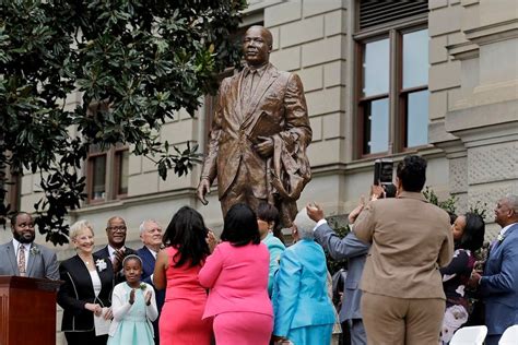 Martin Luther King Jr. Statue Unveiled in Atlanta, Georgia