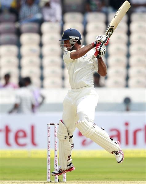 Cheteshwar Pujara Batting Wallpapers - Entertainment Only