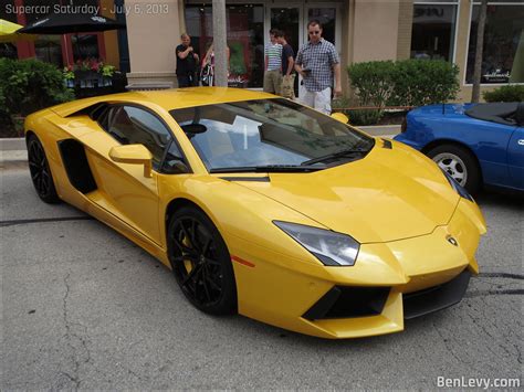 Yellow Lamborghini Aventador - BenLevy.com