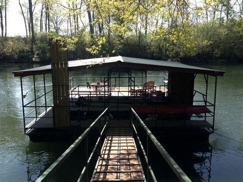 Cabin on Little Red River, Arkansas