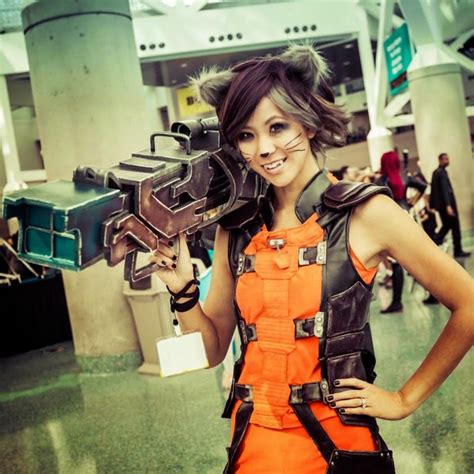 Fashion and Action: Rocket Raccoon Cosplay by The Stylish Geek @Comikaze