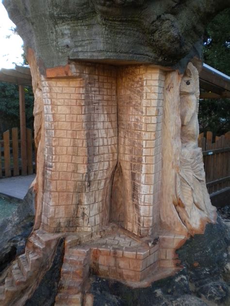 Old beech tree with wildlife carvings | Chainsaw carving, Carving, Beech tree