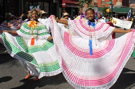 CULTURE AND TRADITION HOLDERS: Beautiful Afro-Panamanian women in their ...