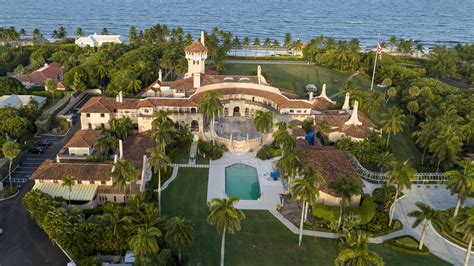 Mar-A-Lago Golf Resort raided by F.B.I – The Snapper