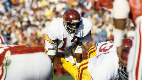 Former USC Star, Heisman Trophy Winner Charles White Dies at 64