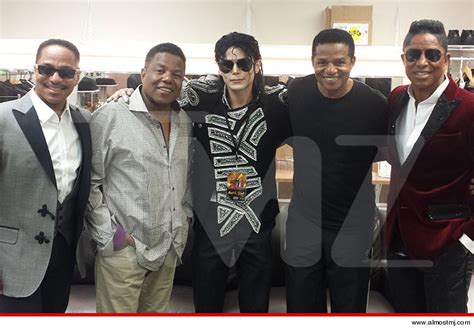 Uncanniness! As The Jackson Brothers meet Michael Jackson Lookalike! | Naija Blog Queen Olofofo