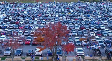parking lot | Kauffman stadium lot | Dean Hochman | Flickr
