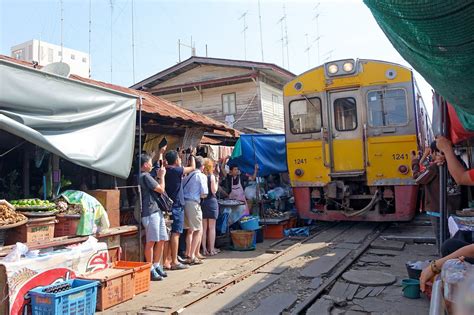 Maeklong Railway Market - Famous Local Market Near Bangkok – Go Guides