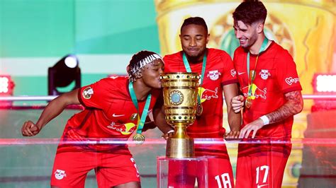 Christopher Nkunku-inspired RB Leipzig beat Eintracht Frankfurt to win ...