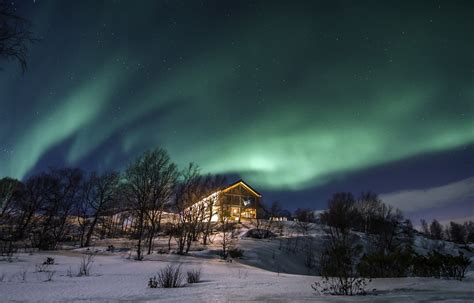 Kirkenes Snowhotel - Ice Hotel In Norway