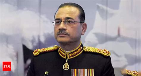 Why Pak's new army chief won't bother about India till 2023 - Times of India