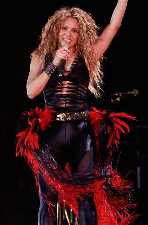 Concert - Shakira Photo (41643731) - Fanpop