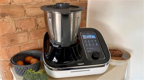 Tokit Omni Cook Review: Smart Kitchen Assistant - Tech Advisor