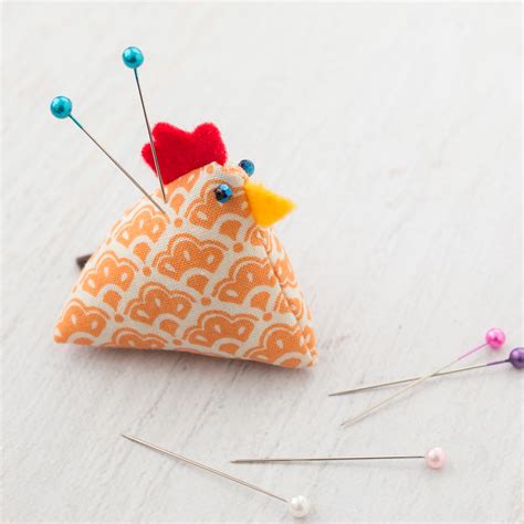 Chicken Pin Cushions – Sewing Tutorial » Loganberry Handmade