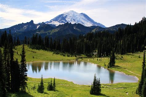 Top 9 Cascade Mountain Sights - Sunset Magazine