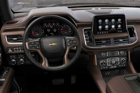 2023 Chevrolet Suburban Interior Pictures