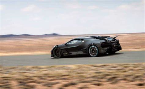 Bugatti Divo Undergoes Desert Testing | AutoMoto Tale