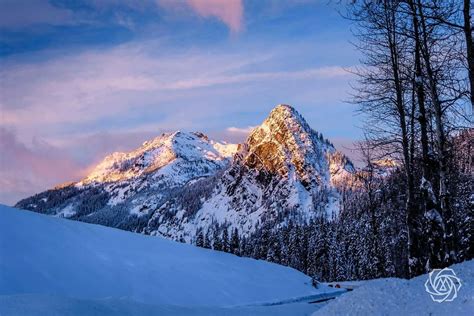 Snoqualmie Pass Summit Snoqualmie Pass, North Bend, Summit, Mount Everest, Mountains, Natural ...