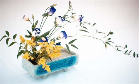 Learn Ikebana: Traditional Japanese flower arrangement art | Đơn Vị Tổ ...