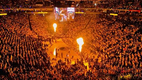 In heartbreak and euphoria, Oracle Arena has meant the world to Warriors fans | CBC Sports