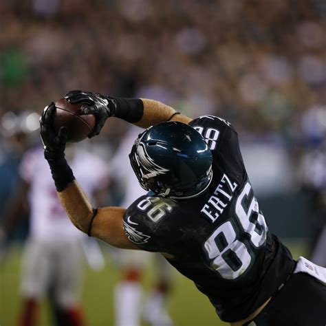 Why Hasn't Philadelphia Eagles TE Zach Ertz Taken the Big Leap into Stardom Yet? | News, Scores ...