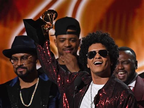 The 10 Worst Moments of the 2018 Grammys - Newsweek