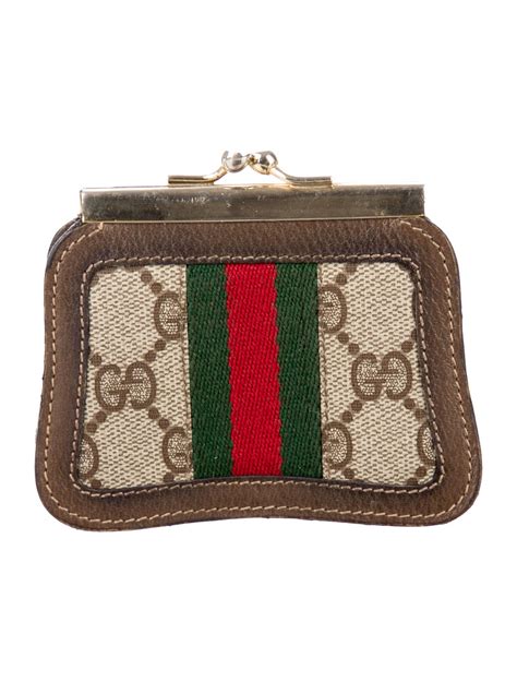 Red Gucci Coin Purse | IUCN Water