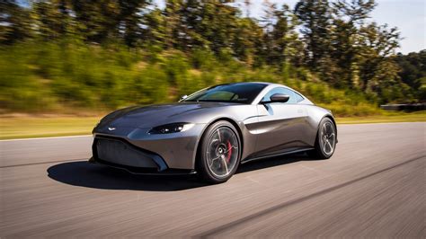 2018 Aston Martin Vantage revealed: Exclusive video tour - Photos