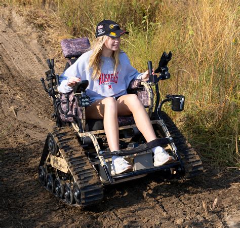 Heartland DSC Donates Track Chair to State Parks – KCSR / KBPY