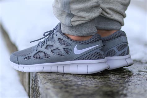 Nike Free Run 2 “Cool Grey” | SBD