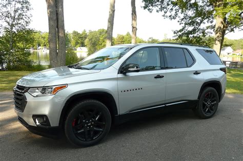 2018 White Chevy Traverse - Photos All Recommendation