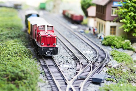 3 Basic Model Train Layout Mistakes to Avoid for Beginners - Charles Ro ...