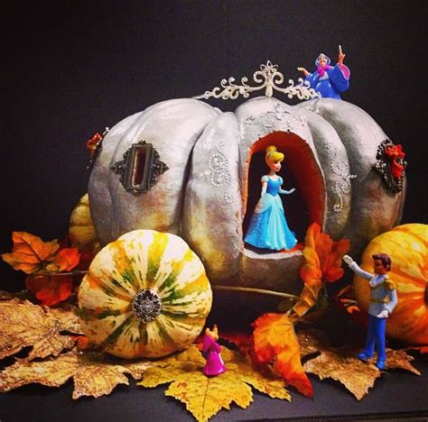 Cinderella Pumpkin | Cinderella pumpkin, Pumpkin, Holiday